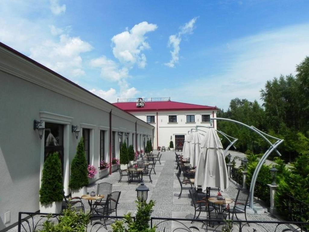 Willa Zagorze Okuniew Buitenkant foto